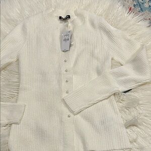 Elegant White Women's Sweater